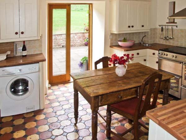 The Lodge Farm Barn Kerne Bridge Extérieur photo